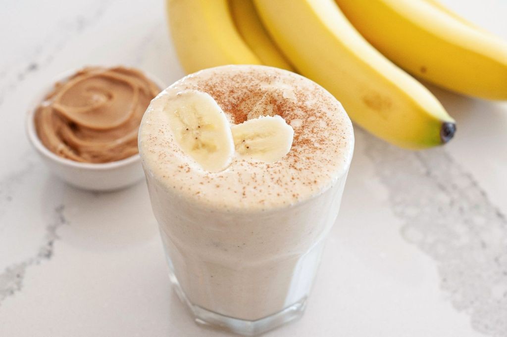 Peanut Butter and Banana Smoothie