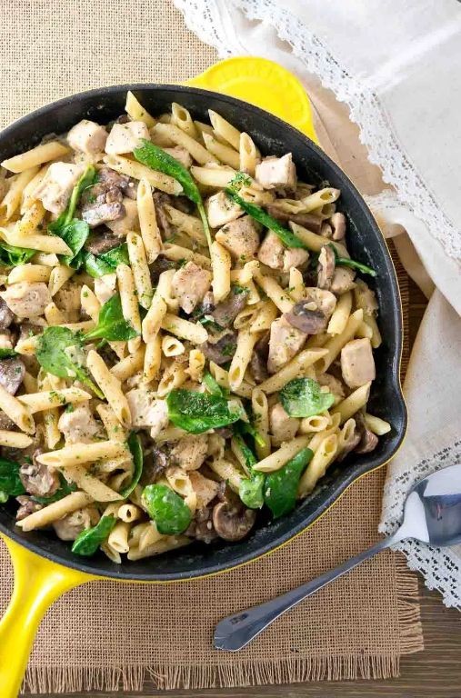 Penne with Mushroom and White Wine Cream Sauce