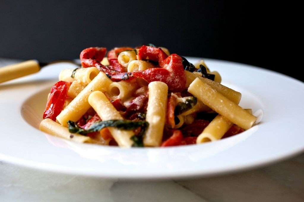 Penne with Roasted Red Pepper and Goat Cheese Sauce