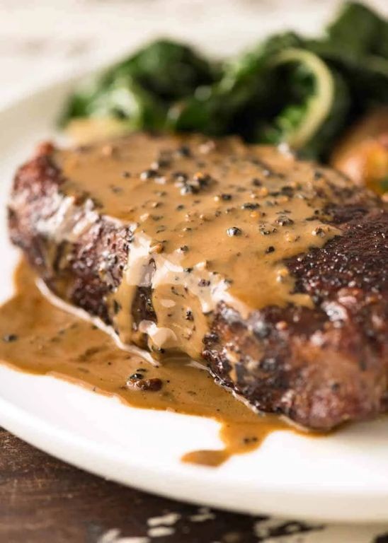 Peppercorn Cream Gravy