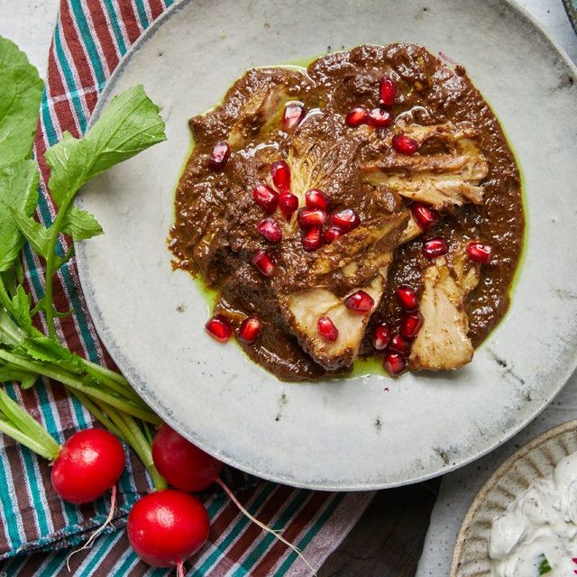 Persian Chicken and Pomegranate Stew (Khoresht-e Fesenjan)