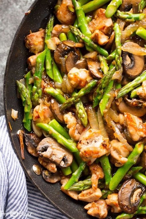Quick Asparagus Stir-Fry with Ginger