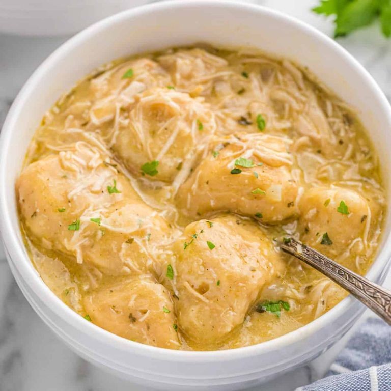Quick Crockpot Chicken and Dumplings