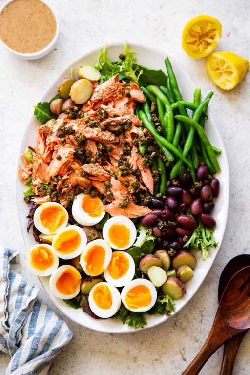 Salmon Nicoise Salad with Green Beans