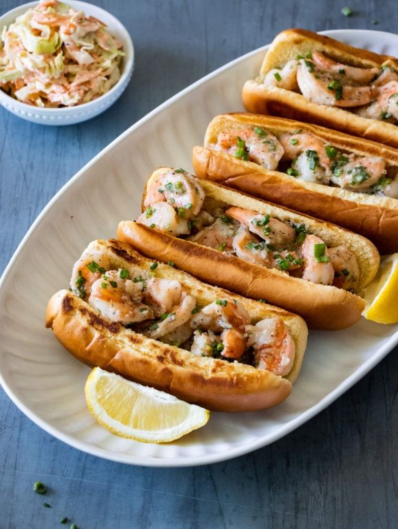 Shiny Garlic Butter Shrimp Roll