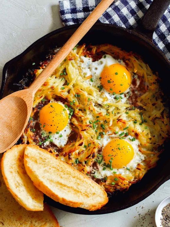 Simply Potatoes Hash Browns and Eggs Scramble