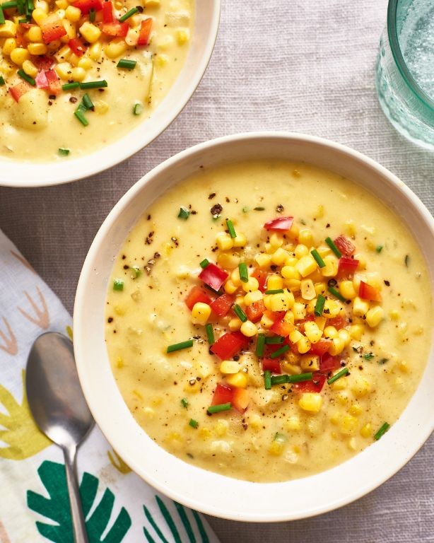 Slow Cooker Creamy Corn Chowder