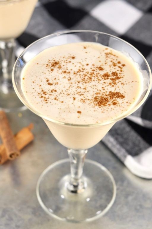 Spiced Brandy Alexander with Cinnamon