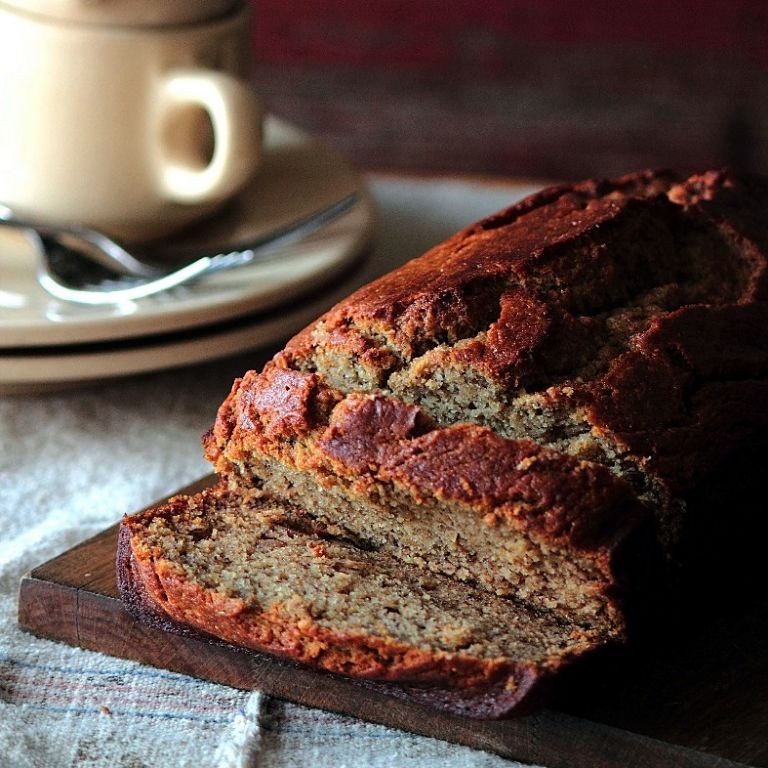Spiced Dark Rum Banana Bread Cake