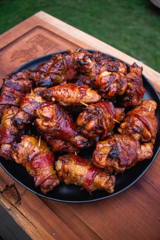 Spicy Sriracha Bacon-Wrapped Chicken Wings