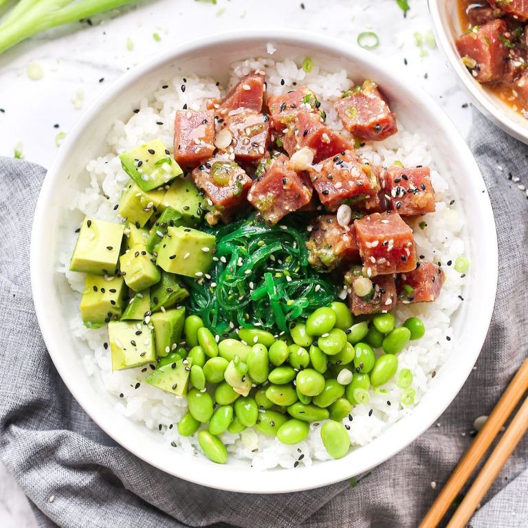 Spicy Tuna Poke Bowl with Seaweed Salad