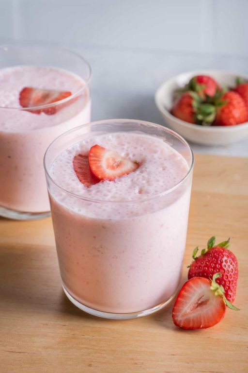 Strawberry Protein Powder Smoothie with Milk