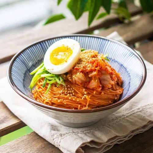 Tangy Kong Spicy Cold Noodles